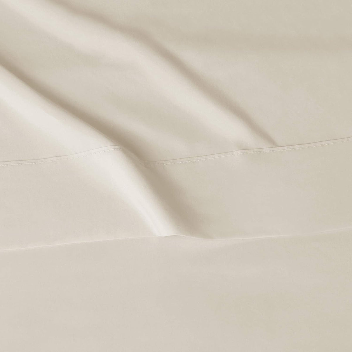 Amazon Basics Lightweight Super Soft Breathable Wrinkle-Resistant Microfiber 4-Piece Bed Sheet Set