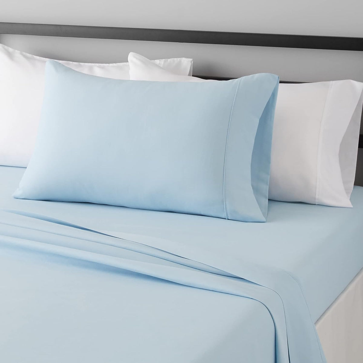 Amazon Basics Lightweight Super Soft Breathable Wrinkle-Resistant Microfiber 4-Piece Bed Sheet Set