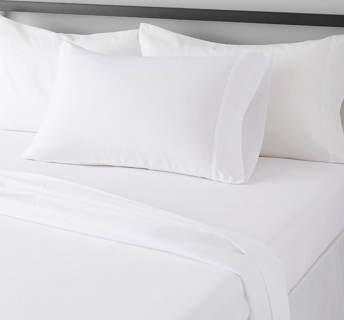 Amazon Basics Lightweight Super Soft Breathable Wrinkle-Resistant Microfiber 4-Piece Bed Sheet Set