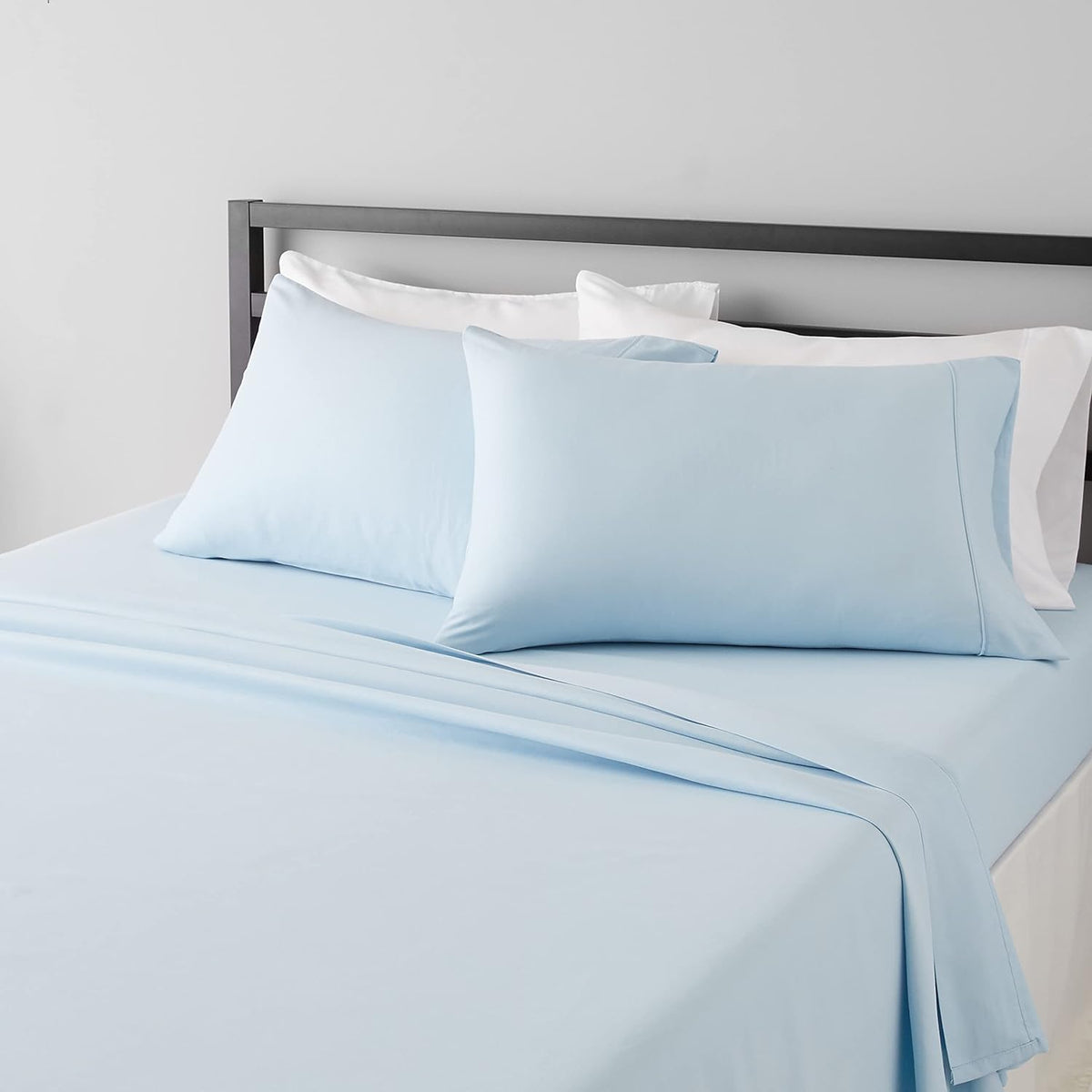 Amazon Basics Lightweight Super Soft Breathable Wrinkle-Resistant Microfiber 4-Piece Bed Sheet Set