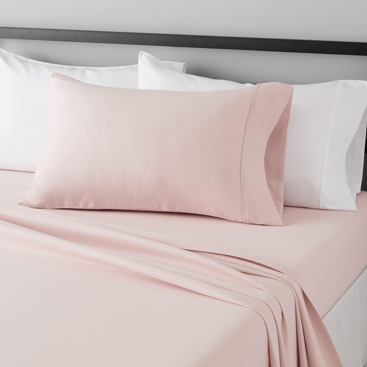 Amazon Basics Lightweight Super Soft Breathable Wrinkle-Resistant Microfiber 4-Piece Bed Sheet Set
