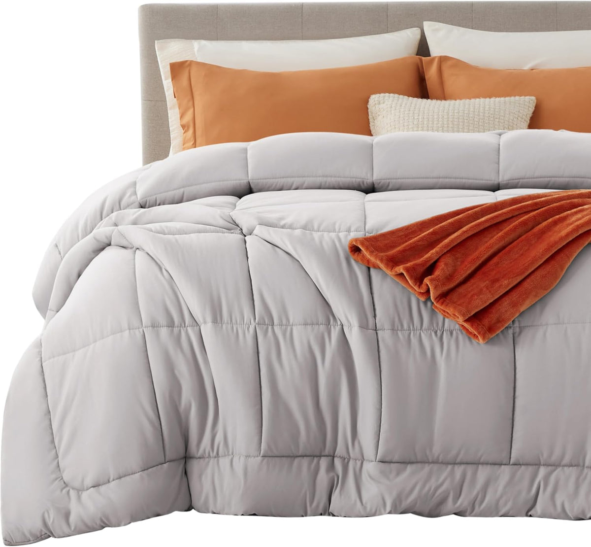 Bedsure Comforter Duvet Insert - Quilted Comforters King Size, All Season Duvet, GentleSoft Down Alternative Bedding, with 8 Tabs, Gifts for Women/Men, Light Spa Blue, King 90 x 102 Inches