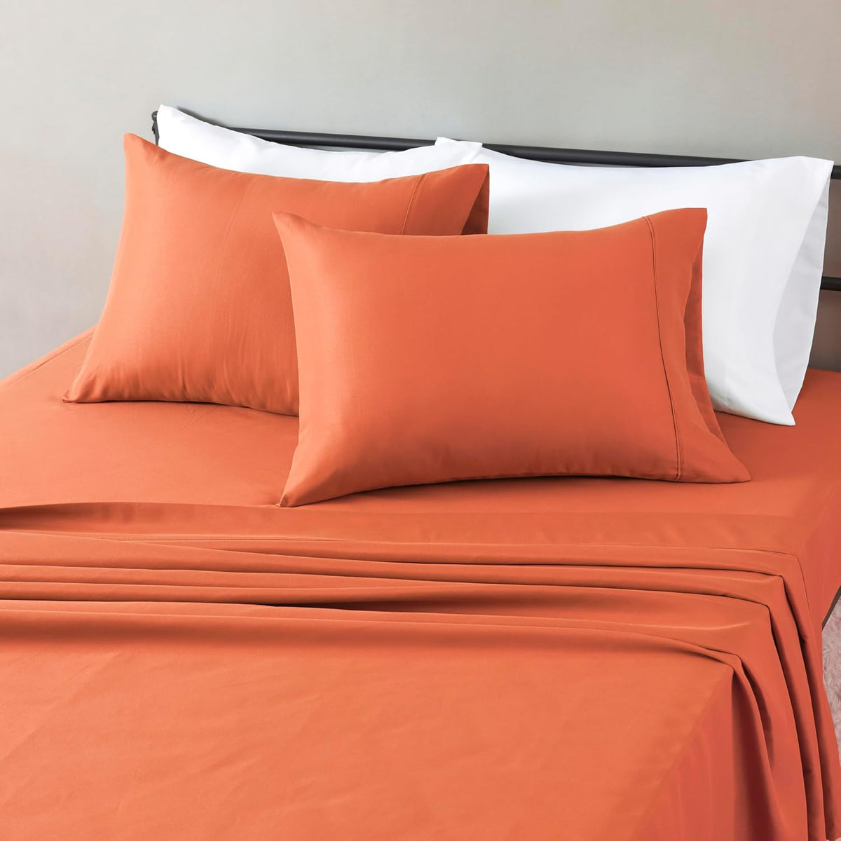 Amazon Basics Lightweight Super Soft Breathable Wrinkle-Resistant Microfiber 4-Piece Bed Sheet Set