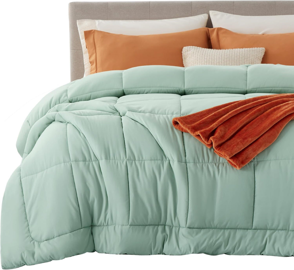 Bedsure Comforter Duvet Insert - Quilted Comforters King Size, All Season Duvet, GentleSoft Down Alternative Bedding, with 8 Tabs, Gifts for Women/Men, Light Spa Blue, King 90 x 102 Inches