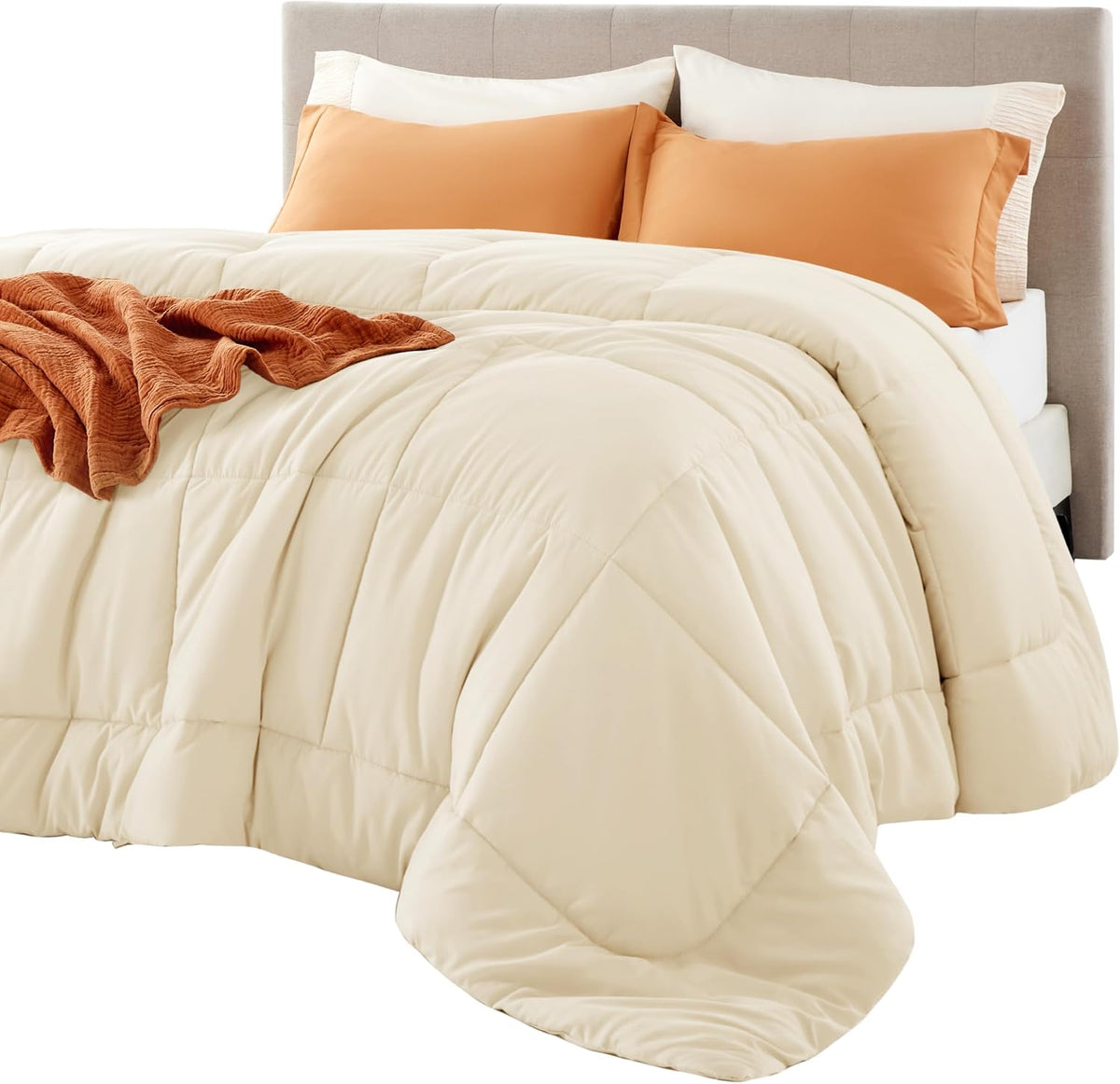 Bedsure Comforter Duvet Insert - Quilted Comforters King Size, All Season Duvet, GentleSoft Down Alternative Bedding, with 8 Tabs, Gifts for Women/Men, Light Spa Blue, King 90 x 102 Inches
