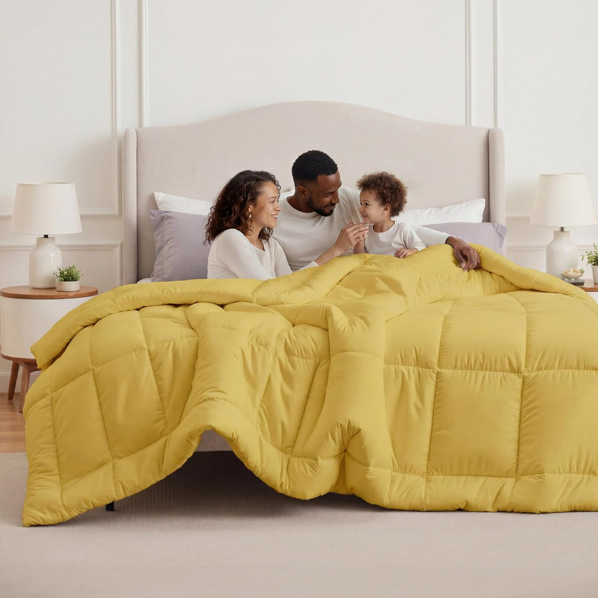 Bedsure Comforter Duvet Insert - Quilted Comforters King Size, All Season Duvet, GentleSoft Down Alternative Bedding, with 8 Tabs, Gifts for Women/Men, Light Spa Blue, King 90 x 102 Inches