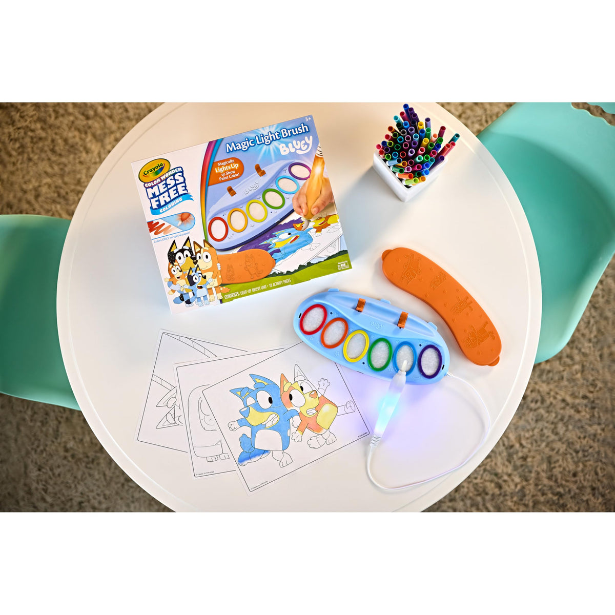 Crayola Color Wonder Magic Light Brush, Mess Free Painting for Kids, Age 3+