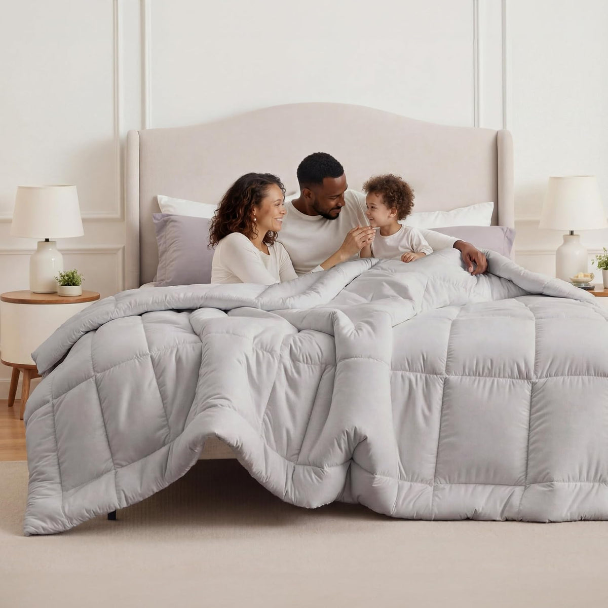 Bedsure Comforter Duvet Insert - Quilted Comforters King Size, All Season Duvet, GentleSoft Down Alternative Bedding, with 8 Tabs, Gifts for Women/Men, Light Spa Blue, King 90 x 102 Inches