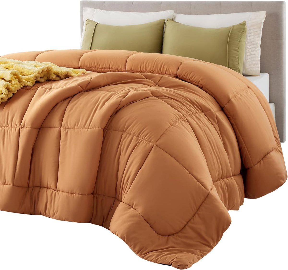 Bedsure Comforter Duvet Insert - Quilted Comforters King Size, All Season Duvet, GentleSoft Down Alternative Bedding, with 8 Tabs, Gifts for Women/Men, Light Spa Blue, King 90 x 102 Inches