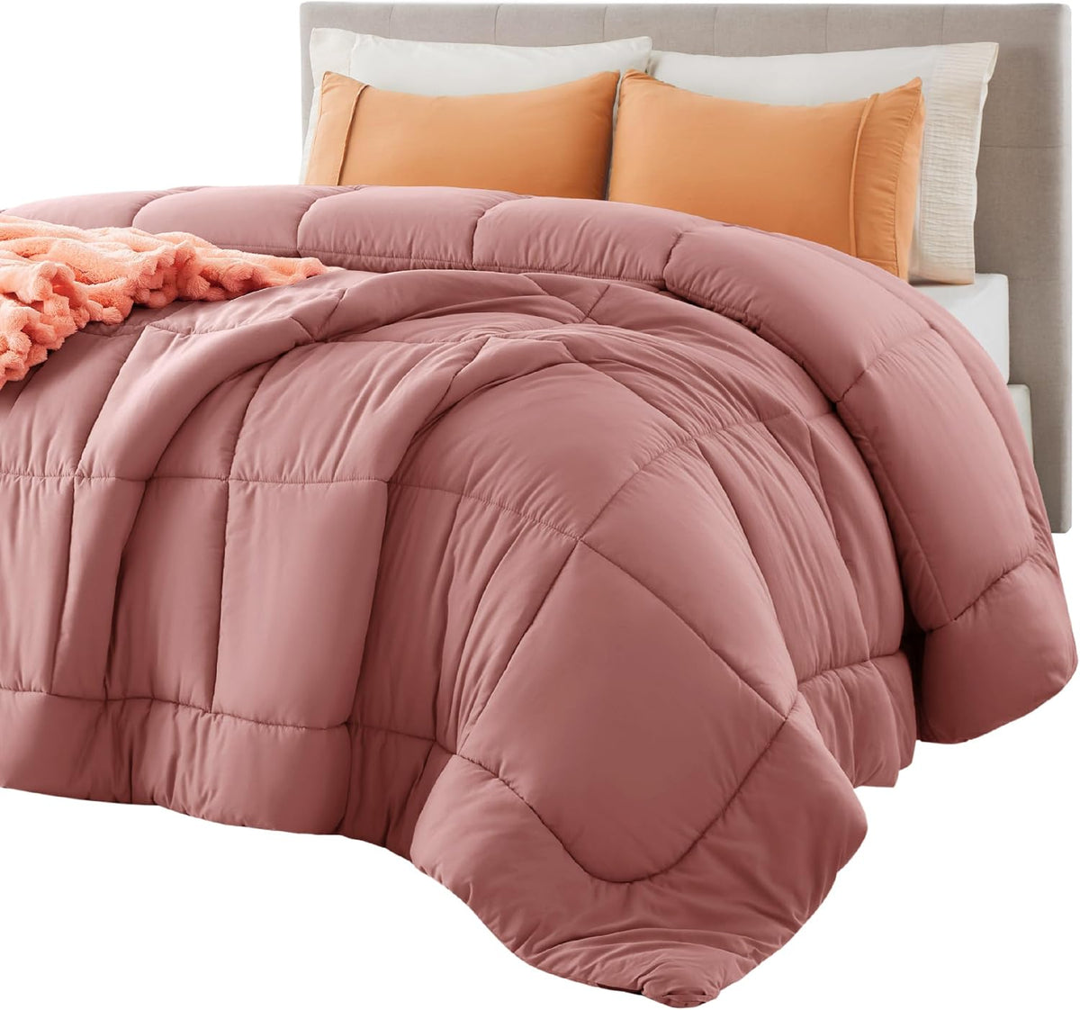 Bedsure Comforter Duvet Insert - Quilted Comforters King Size, All Season Duvet, GentleSoft Down Alternative Bedding, with 8 Tabs, Gifts for Women/Men, Light Spa Blue, King 90 x 102 Inches