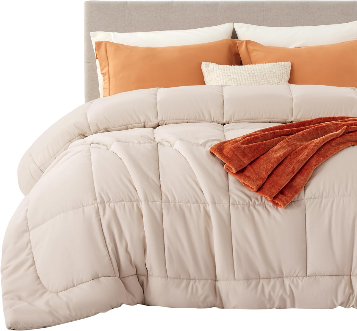 Bedsure Comforter Duvet Insert - Quilted Comforters King Size, All Season Duvet, GentleSoft Down Alternative Bedding, with 8 Tabs, Gifts for Women/Men, Light Spa Blue, King 90 x 102 Inches