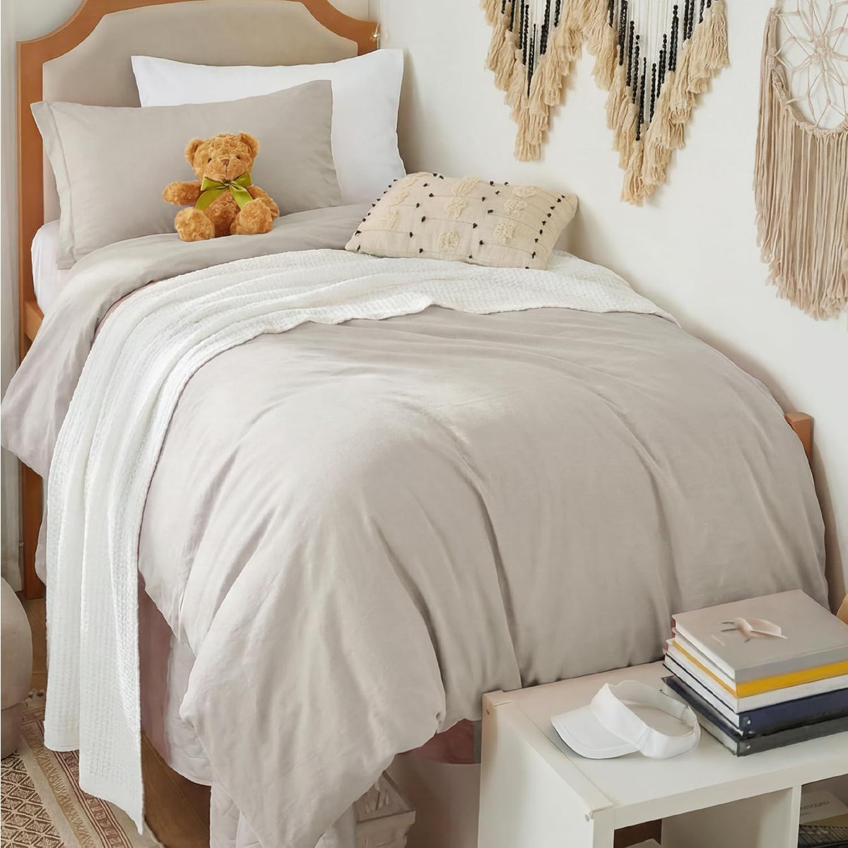 Bedsure Skipper Blue Duvet Cover Queen Size - 3 Pieces Prewashed Cotton-Like Polyester Extra Soft Bedding Set, Includes 1 Duvet Cover 90x90 Inches with Zipper Closure & 2 Pillow Shams, No Comforter