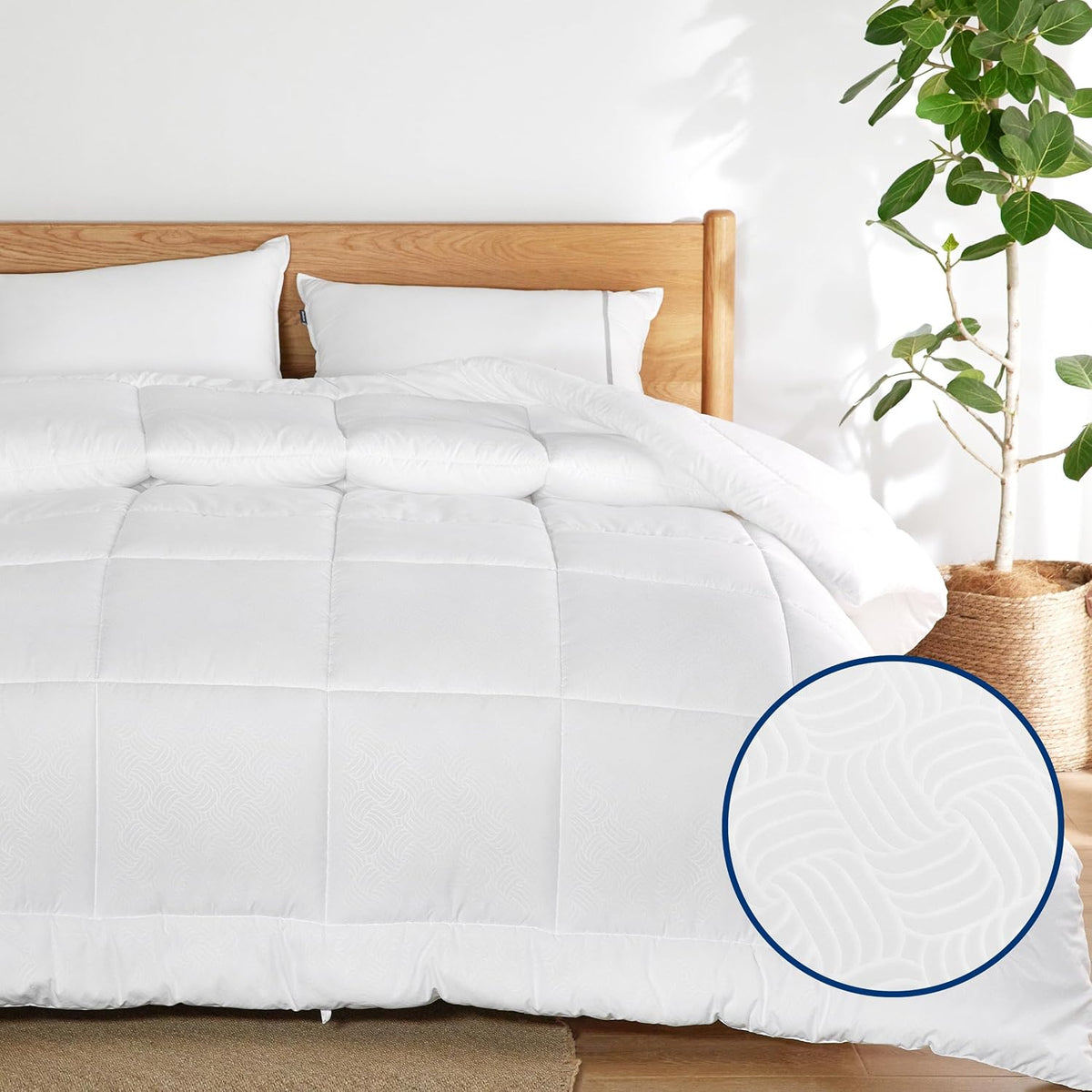 Bedsure Comforter Duvet Insert - Quilted Comforters King Size, All Season Duvet, GentleSoft Down Alternative Bedding, with 8 Tabs, Gifts for Women/Men, Light Spa Blue, King 90 x 102 Inches
