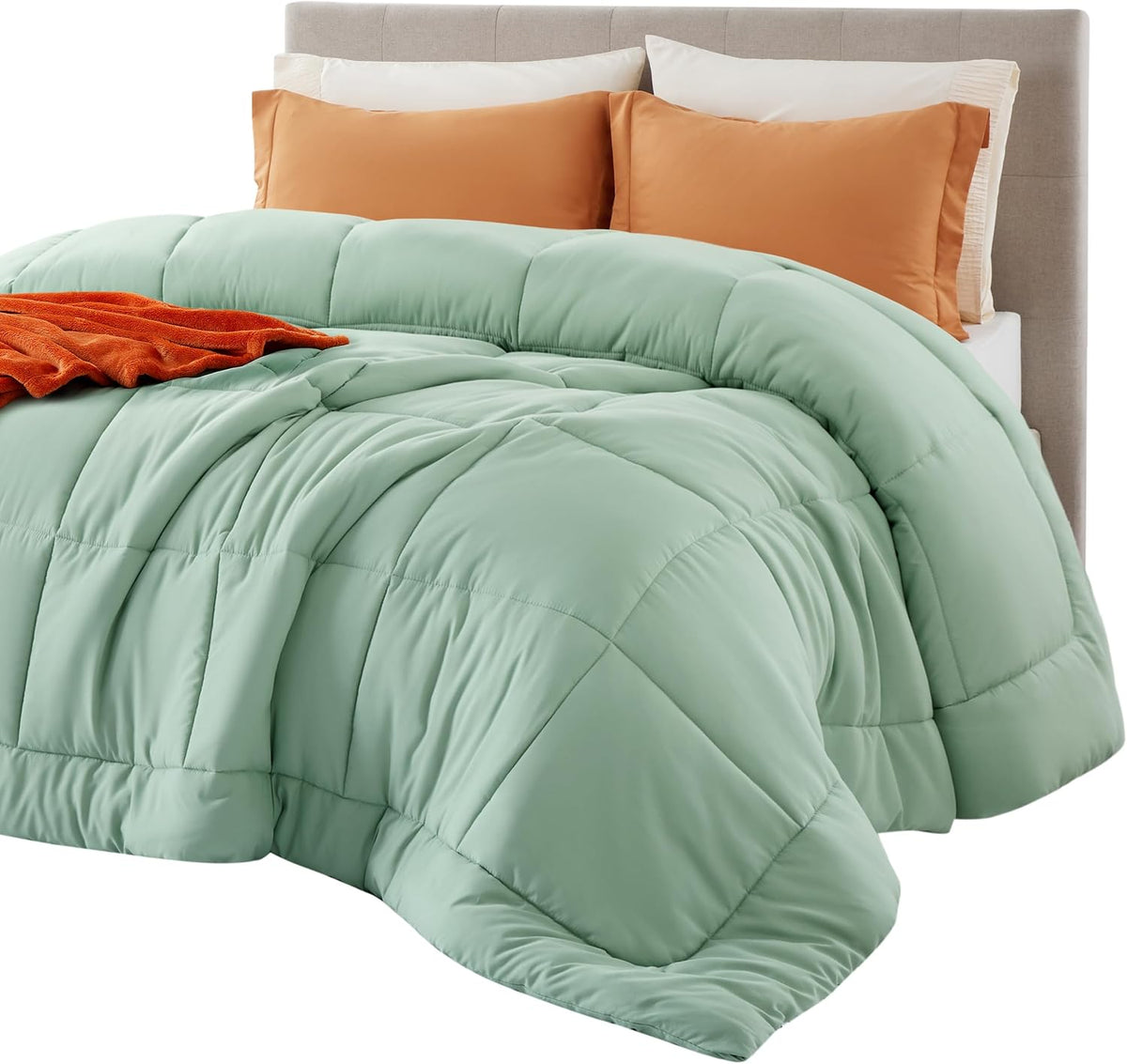 Bedsure Comforter Duvet Insert - Quilted Comforters King Size, All Season Duvet, GentleSoft Down Alternative Bedding, with 8 Tabs, Gifts for Women/Men, Light Spa Blue, King 90 x 102 Inches