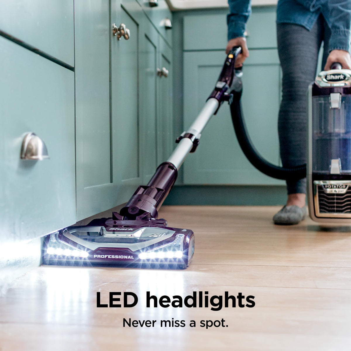 Shark Navigator Lift-Away Upright Vacuum Cleaner, HEPA, Lavender, NV352