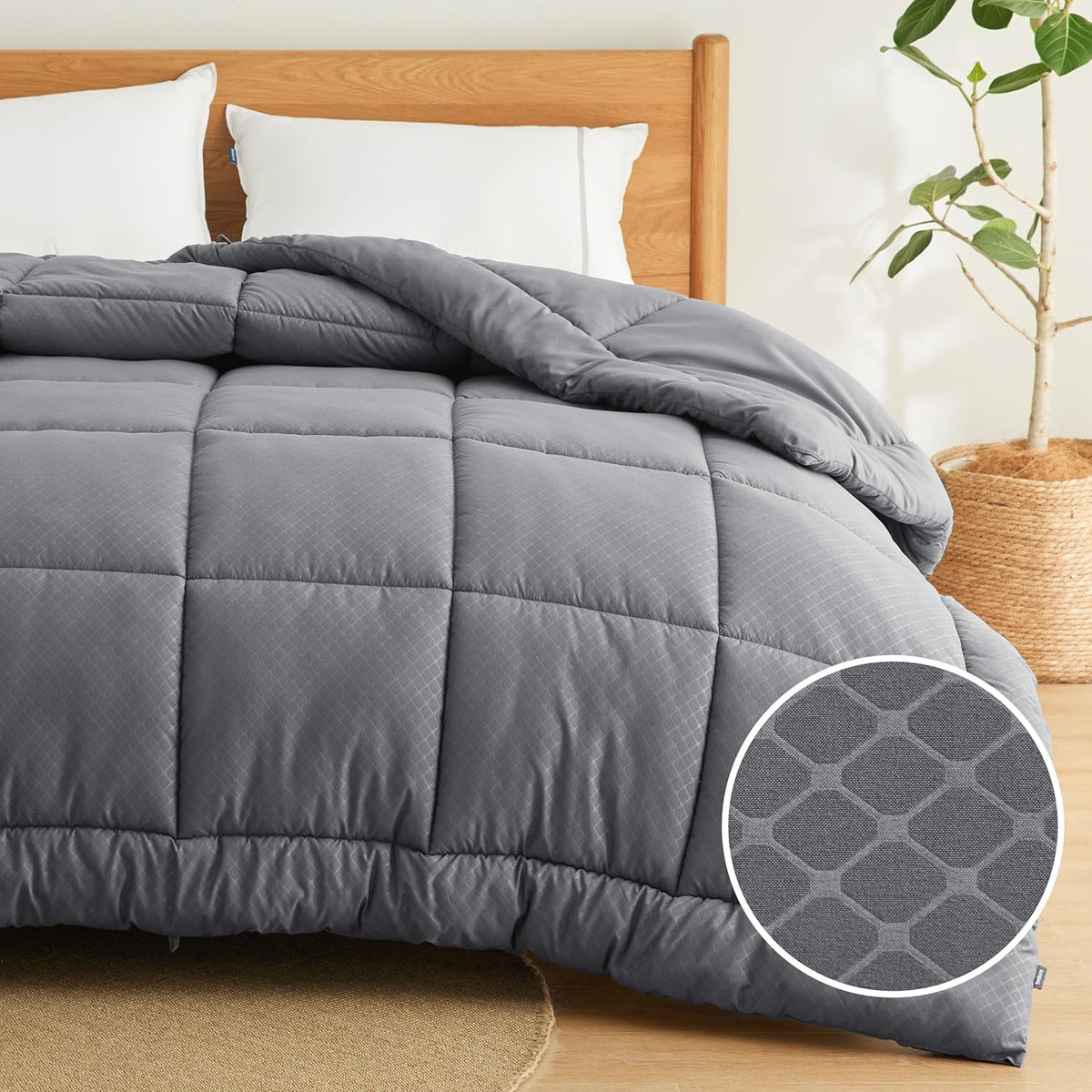 Bedsure Comforter Duvet Insert - Quilted Comforters King Size, All Season Duvet, GentleSoft Down Alternative Bedding, with 8 Tabs, Gifts for Women/Men, Light Spa Blue, King 90 x 102 Inches