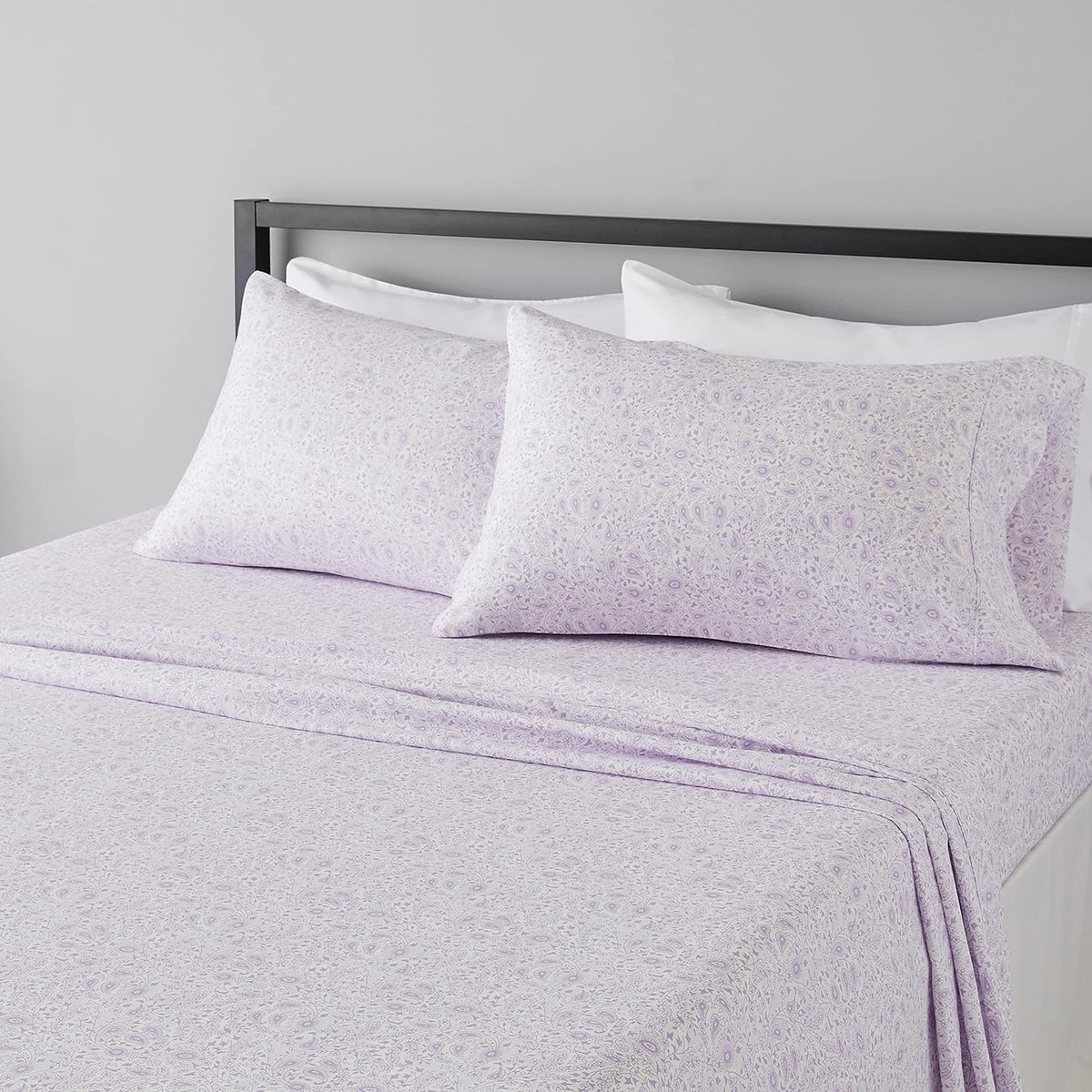 Amazon Basics Lightweight Super Soft Breathable Wrinkle-Resistant Microfiber 4-Piece Bed Sheet Set