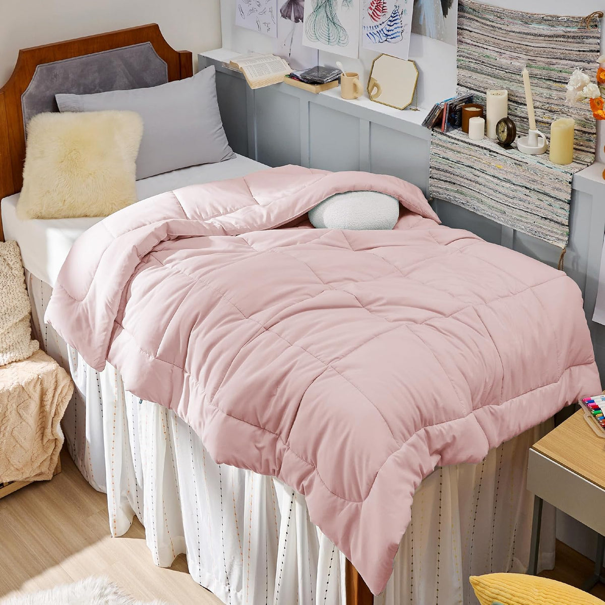 Bedsure Comforter Duvet Insert - Quilted Comforters King Size, All Season Duvet, GentleSoft Down Alternative Bedding, with 8 Tabs, Gifts for Women/Men, Light Spa Blue, King 90 x 102 Inches
